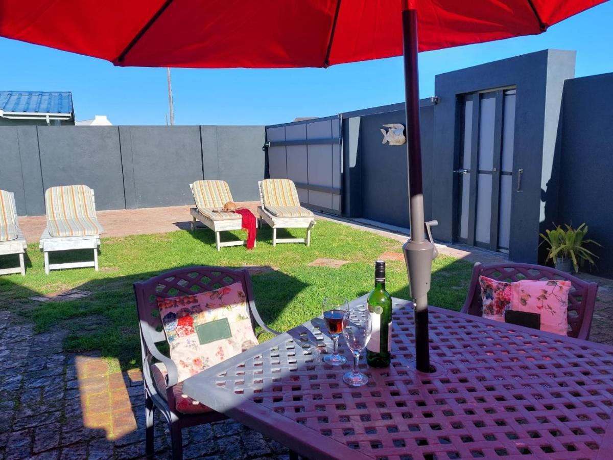 Starfish Accommodation Struisbaai Zewnętrze zdjęcie
